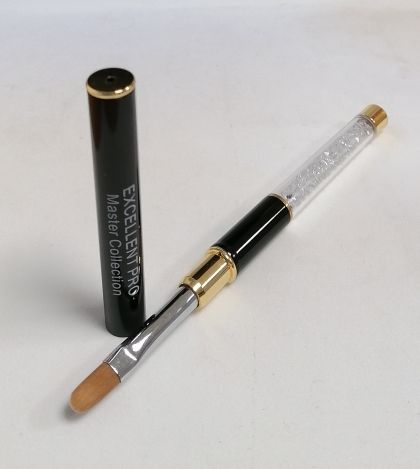 ОВАЛНА ЧЕТКА ЗА ГЕЛ EXCELLENT PRO 5.6мм х 11.5мм
