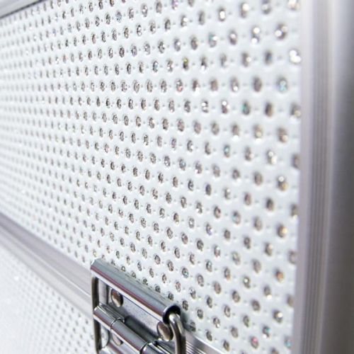 КОЗМЕТИЧЕН КУФАР XL - БЯЛ БРОКАТ - 32x25x25см