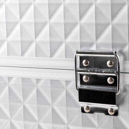 КОЗМЕТИЧЕН КУФАР M - 3D РОМБ СРЕБРИСТ 30x20x20