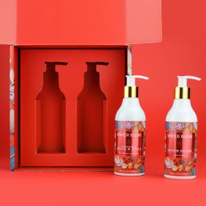 WINTER BLEND КОЛЕДЕН КОМПЛЕКТ ЗА РЪЦЕ - ХИДРАТИРАЩ КРЕМ ЗА РЪЦЕ + ТЕЧЕН САПУН 2х230мл