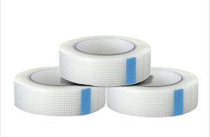 ХИПОАЛЕРГИЧНО ТИКСО ЗА МИГЛИ 5м х 1,25см