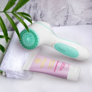 ЧЕТКА ЗА ЛИЦЕ 3 В 1 - LUMINEO HOME SPA + ГЕЛ ЗА АКНЕИЧНА КОЖА 100 мл